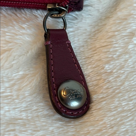 Coach Burgundy Signature Zip Card Case/Wallet With Key Ring - Picture 5 of 7